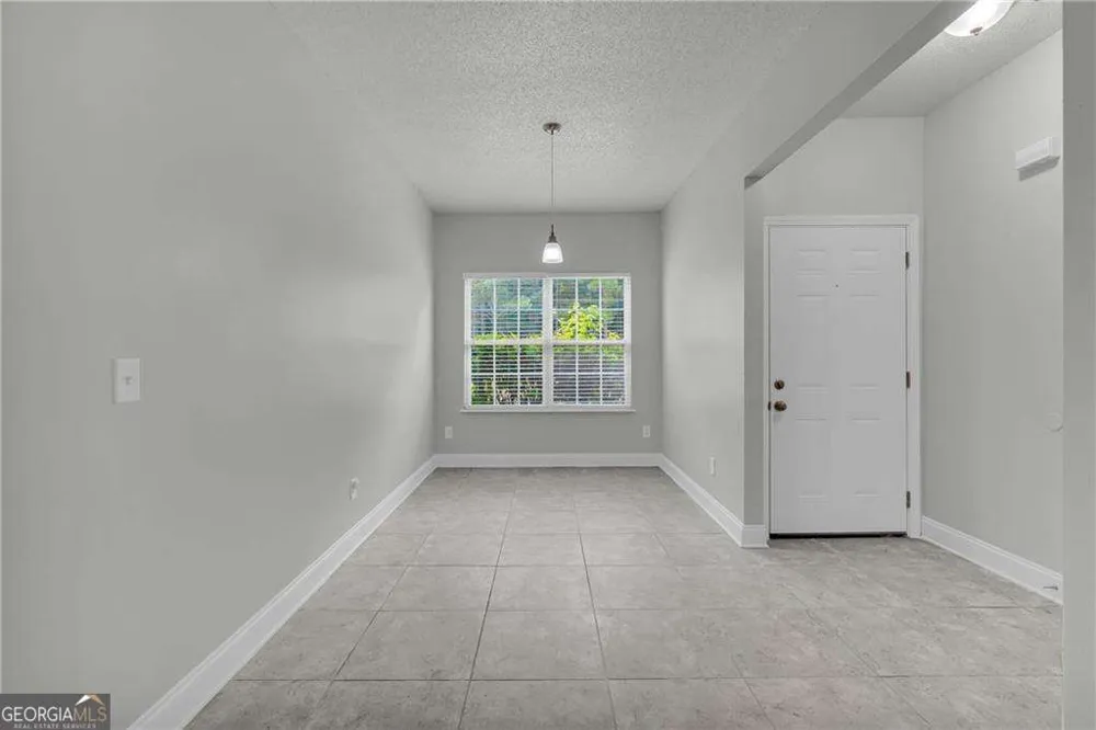 2407 Hackamore DR South Fulton, GA 30349