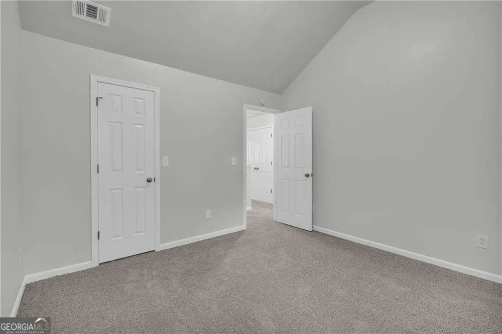 2407 Hackamore DR South Fulton, GA 30349