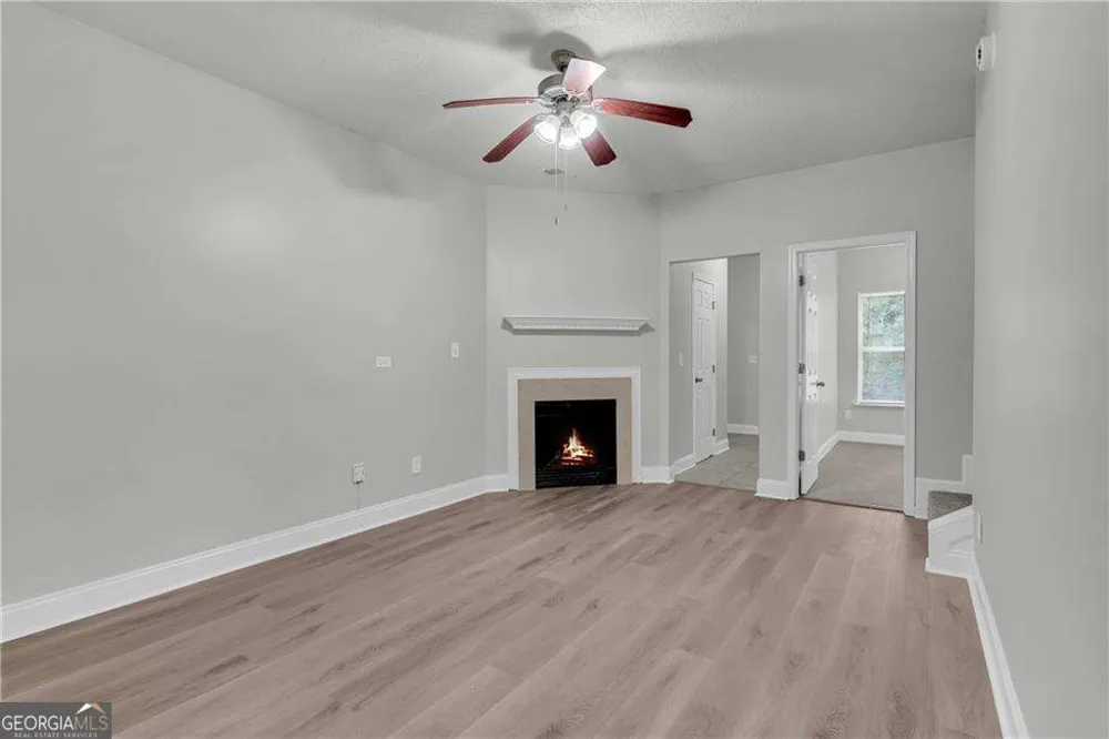 2407 Hackamore DR South Fulton, GA 30349