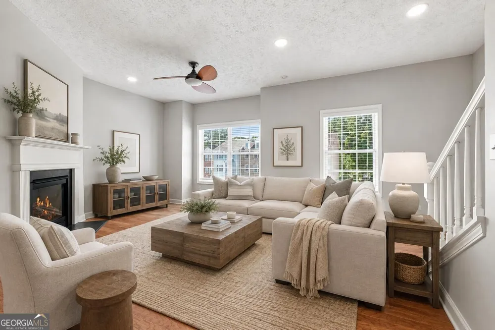 3684 Lantern Walk LN Scottdale, GA 30079