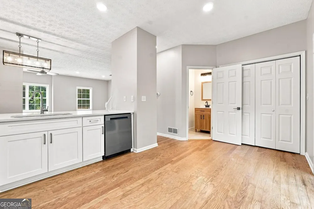 3684 Lantern Walk LN Scottdale, GA 30079