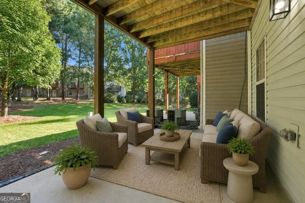 3684 Lantern Walk LN Scottdale, GA 30079