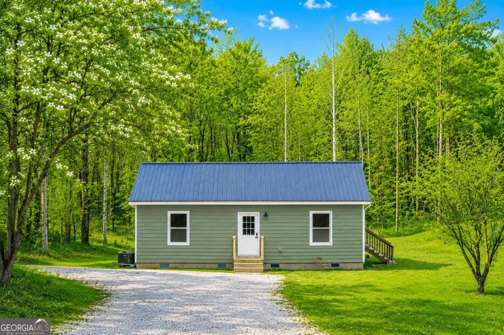 26 Plantation RD NW Adairsville, GA 30103