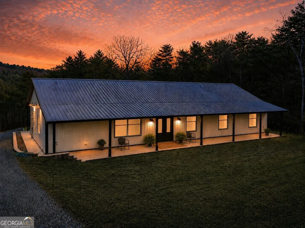 26 Plantation RD NW Adairsville, GA 30103