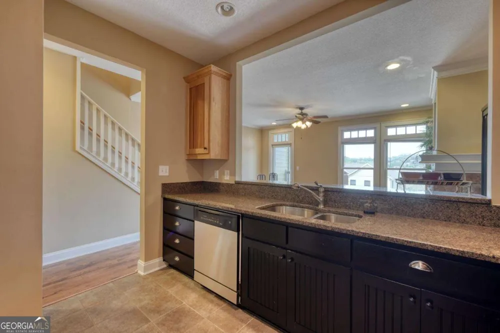 1401 Lakeside RD Hiawassee, GA 30546