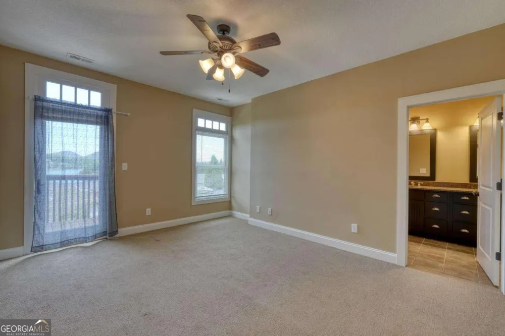 1401 Lakeside RD Hiawassee, GA 30546