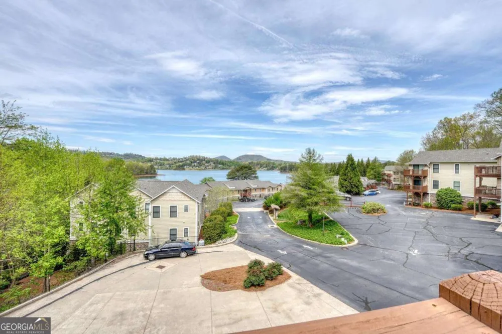 1401 Lakeside RD Hiawassee, GA 30546