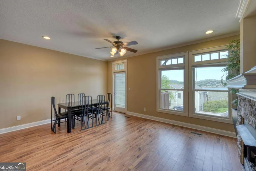 1401 Lakeside RD Hiawassee, GA 30546