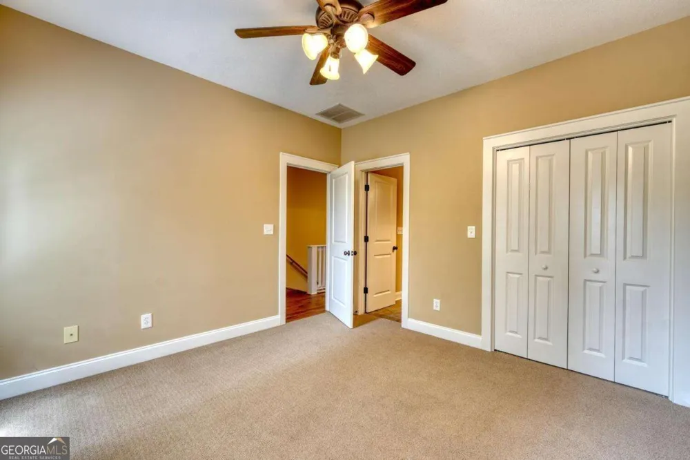 1401 Lakeside RD Hiawassee, GA 30546