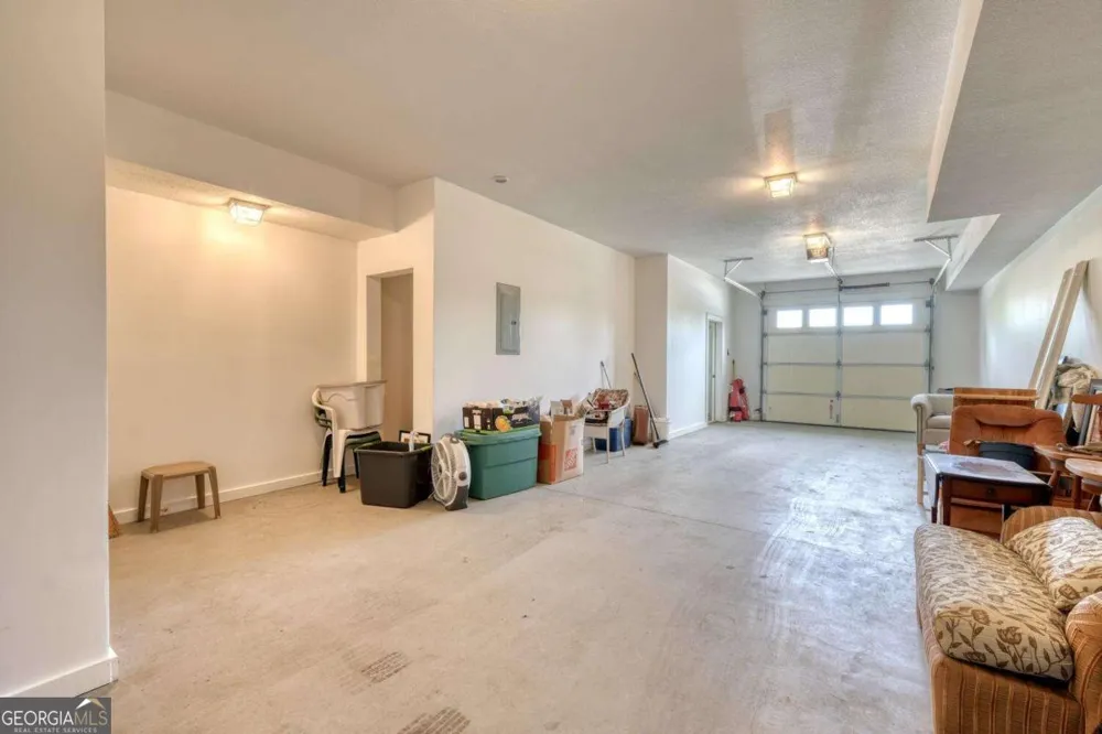 1401 Lakeside RD Hiawassee, GA 30546