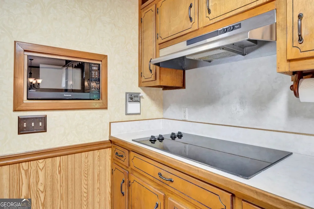 1756 SW Colonial South DR Conyers, GA 30094