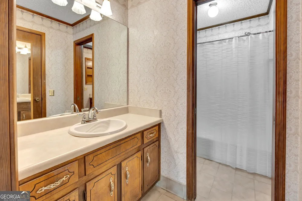 1756 SW Colonial South DR Conyers, GA 30094