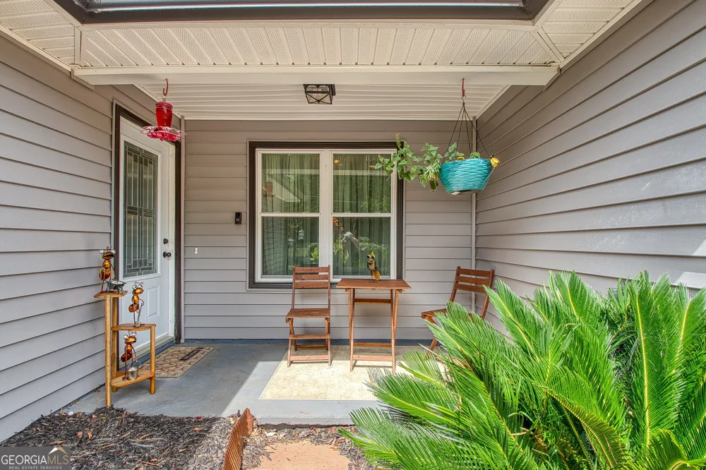 125 Grandchester WAY Fayetteville, GA 30215