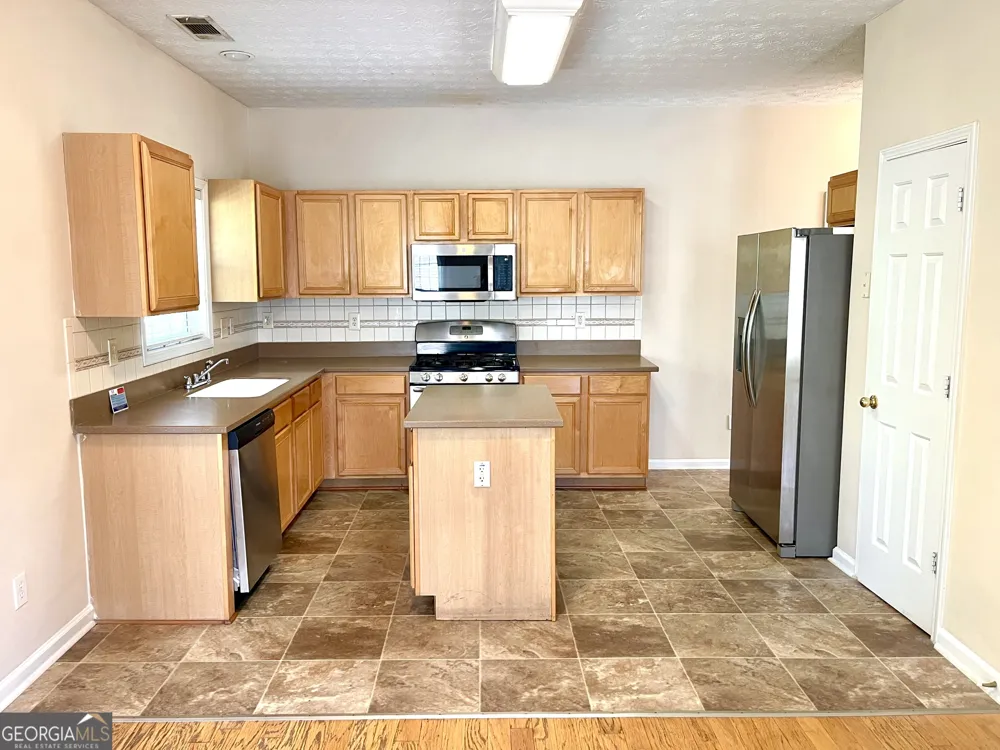 960 Millrace WAY Sugar Hill, GA 30518