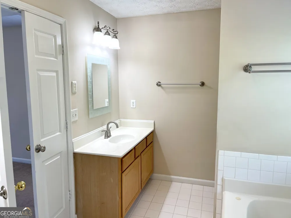 960 Millrace WAY Sugar Hill, GA 30518