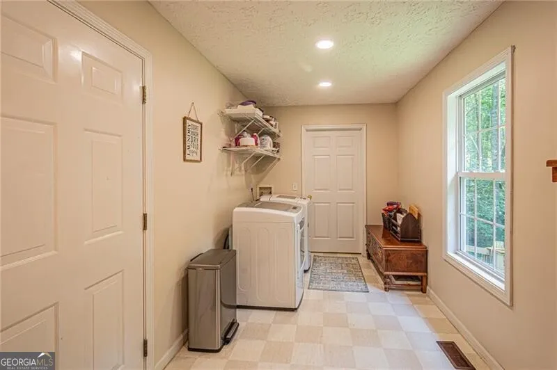 77 Williams WAY Dahlonega, GA 30533