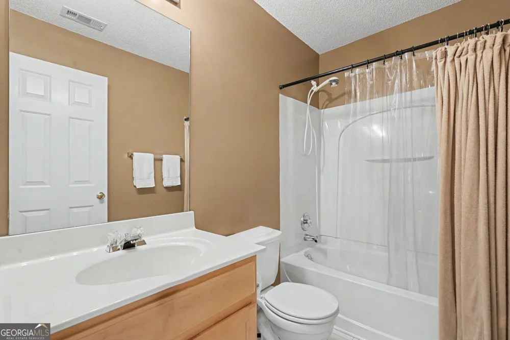 6738 Brookfield WAY Douglasville, GA 30134