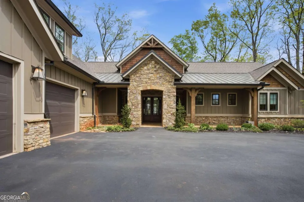 83 Summit DR W Big Canoe, GA 30143