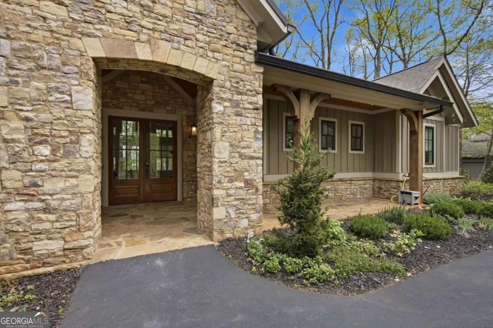 83 Summit DR W Big Canoe, GA 30143