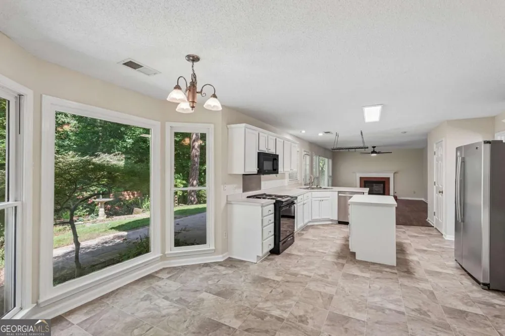 89 Creekside DR Dallas, GA 30157