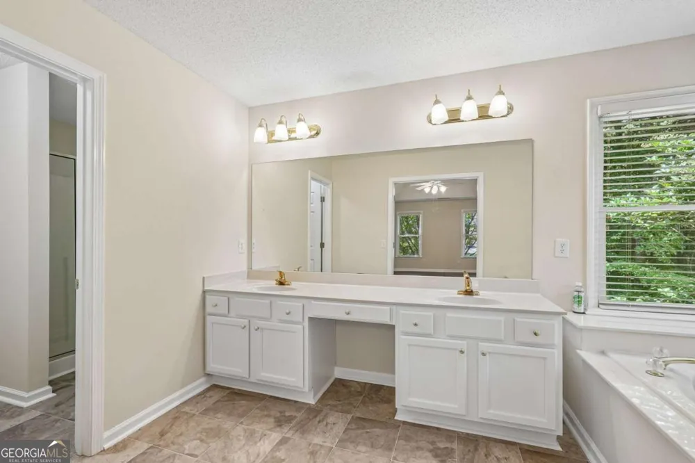 89 Creekside DR Dallas, GA 30157