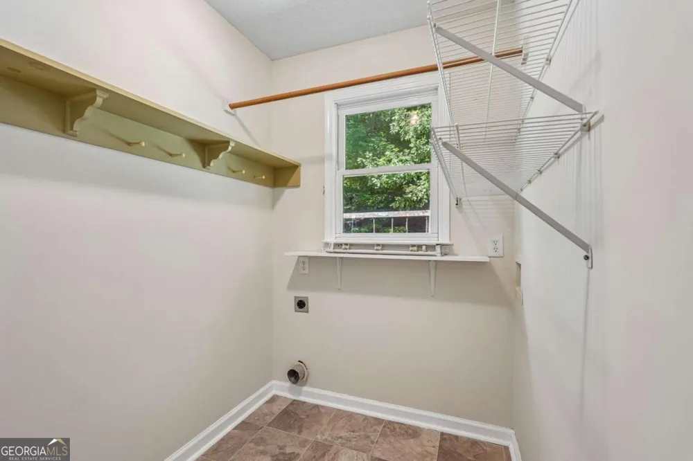 89 Creekside DR Dallas, GA 30157