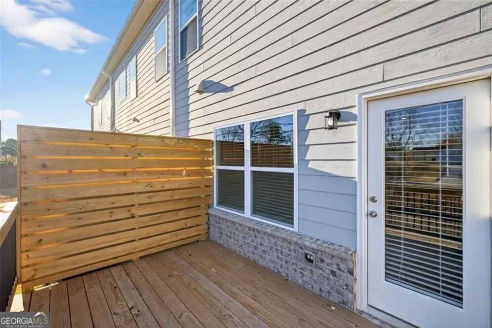 36 Jacobs Farm LN Lawrenceville, GA 30045