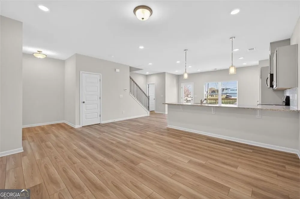36 Jacobs Farm LN Lawrenceville, GA 30045