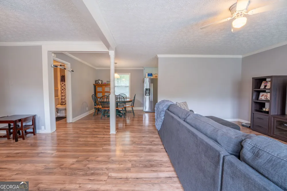 84 Lovell CIR Toccoa, GA 30577
