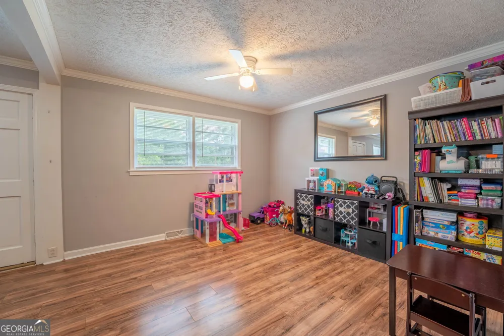 84 Lovell CIR Toccoa, GA 30577