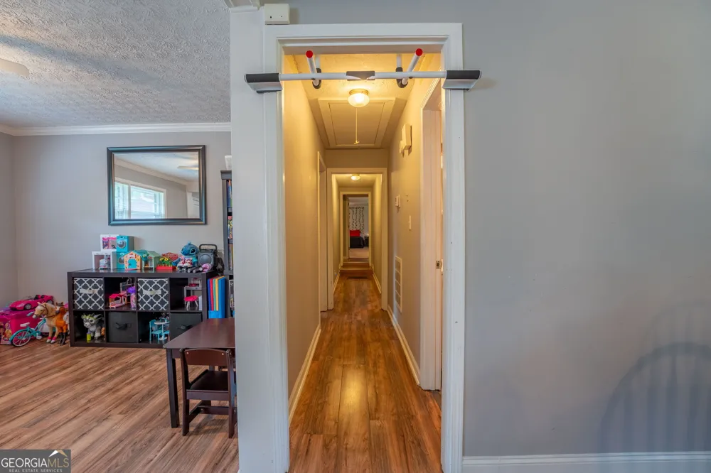 84 Lovell CIR Toccoa, GA 30577