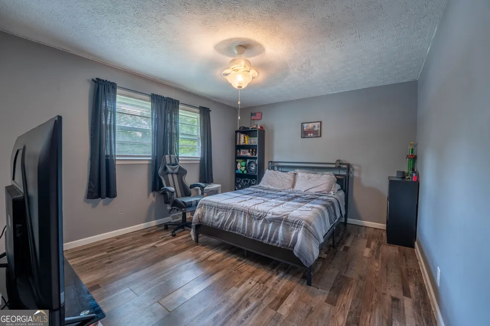 84 Lovell CIR Toccoa, GA 30577