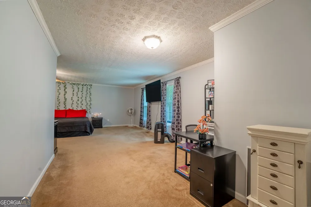 84 Lovell CIR Toccoa, GA 30577