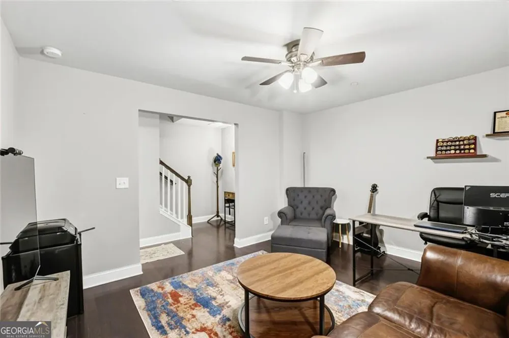 209 Aventine LN Smyrna, GA 30082