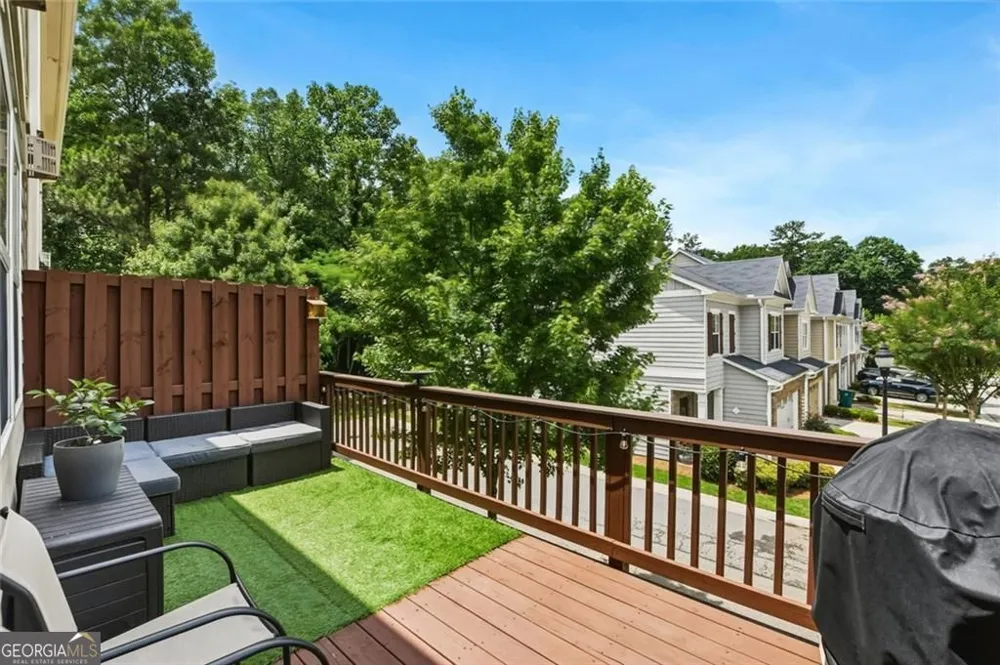 209 Aventine LN Smyrna, GA 30082