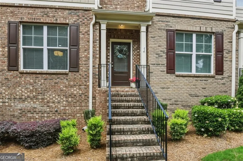 209 Aventine LN Smyrna, GA 30082