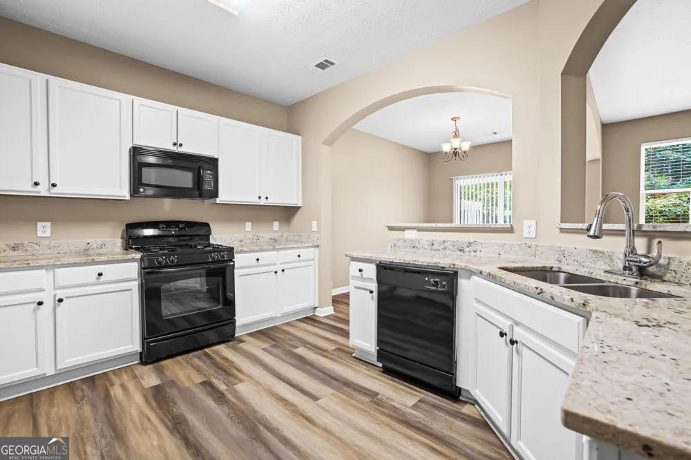 1619 Park Brooke CIR SW Marietta, GA 30008