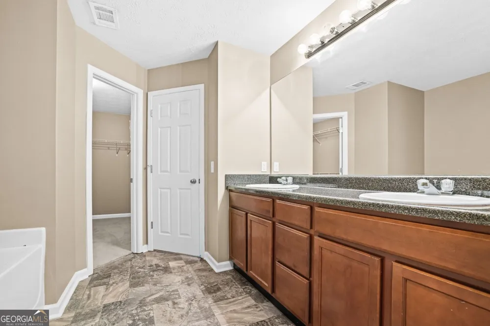 1619 Park Brooke CIR SW Marietta, GA 30008