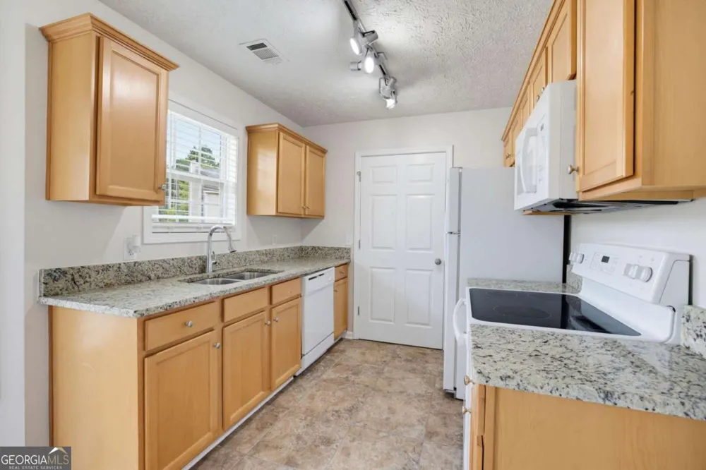 109 Remington Place DR Dallas, GA 30157