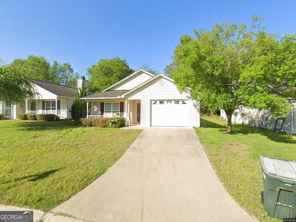 110 Easy ST Dublin, GA 31021