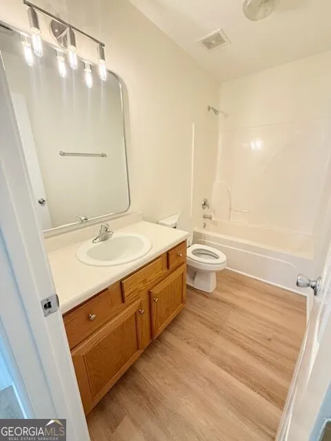 110 Easy ST Dublin, GA 31021