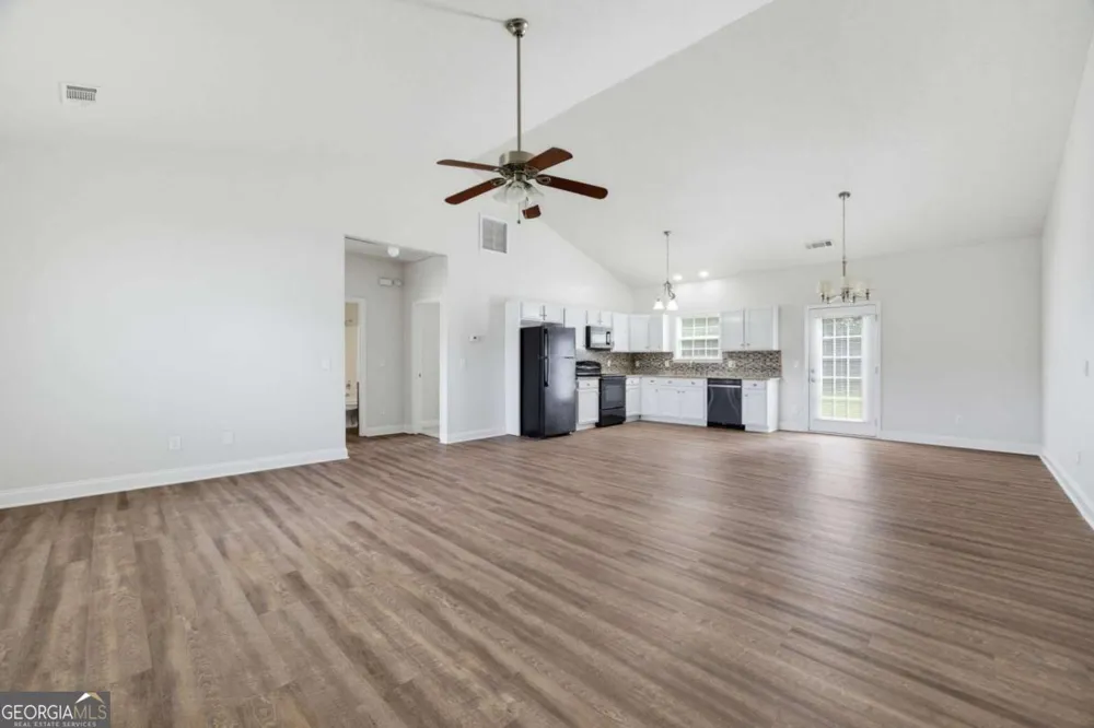 74 Millstream DR Dallas, GA 30157