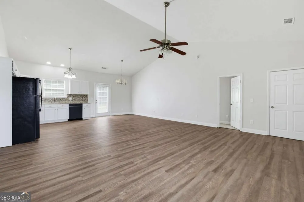 74 Millstream DR Dallas, GA 30157