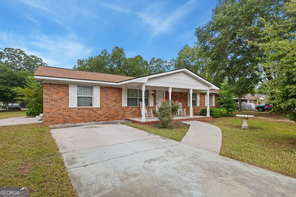 22 S Foss ST Statesboro, GA 30458