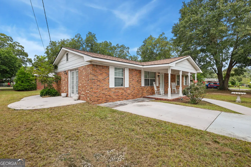 22 S Foss ST Statesboro, GA 30458