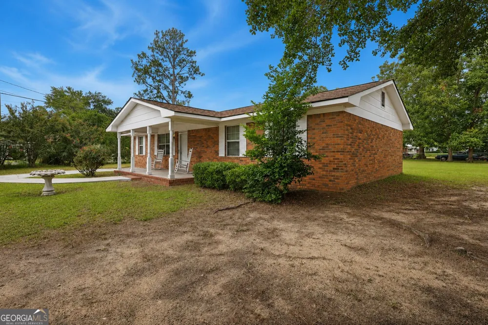 22 S Foss ST Statesboro, GA 30458