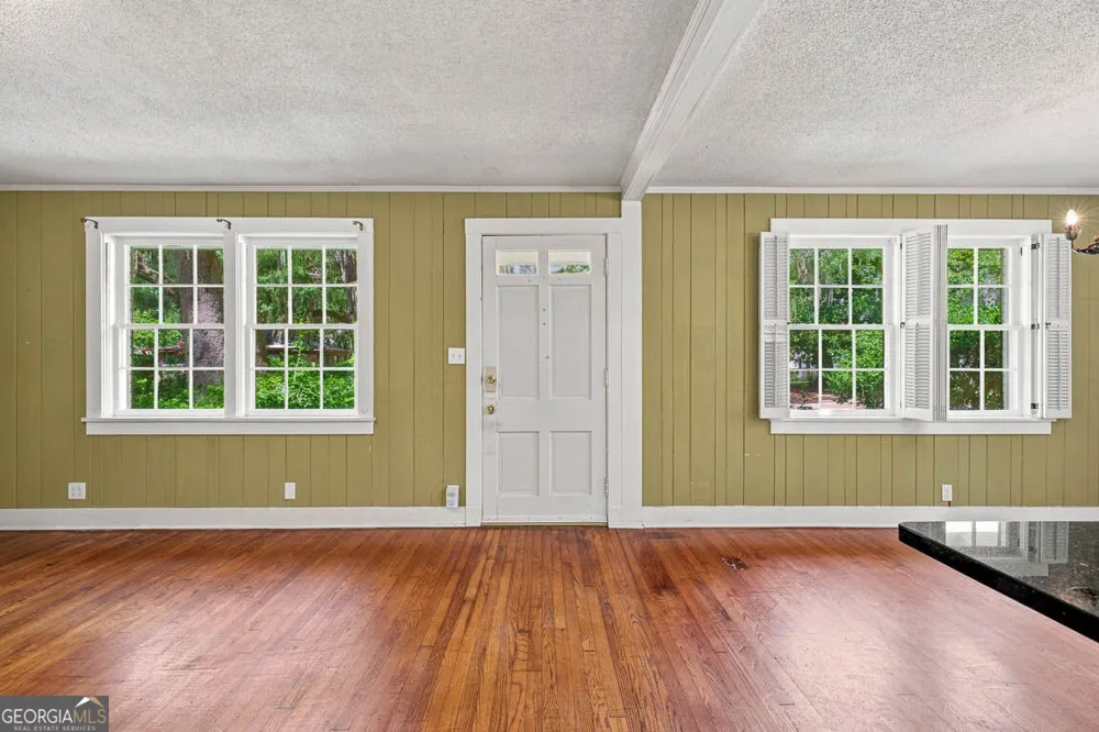 1222 Pine AVE Brunswick, GA 31520