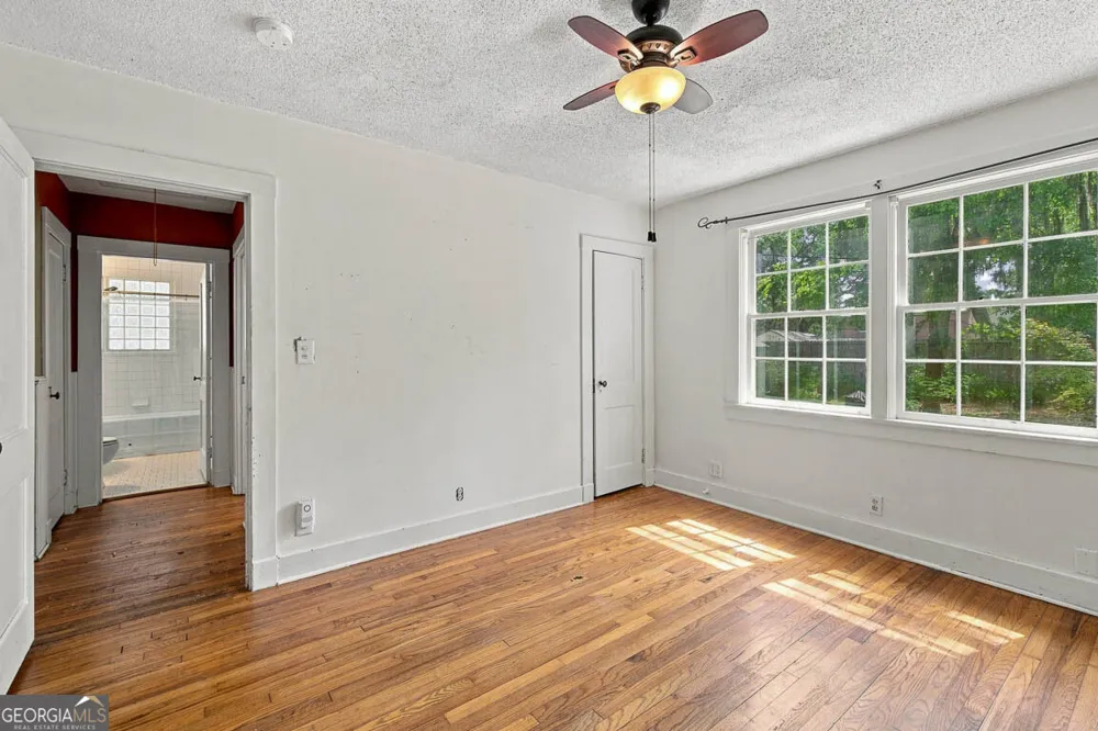 1222 Pine AVE Brunswick, GA 31520