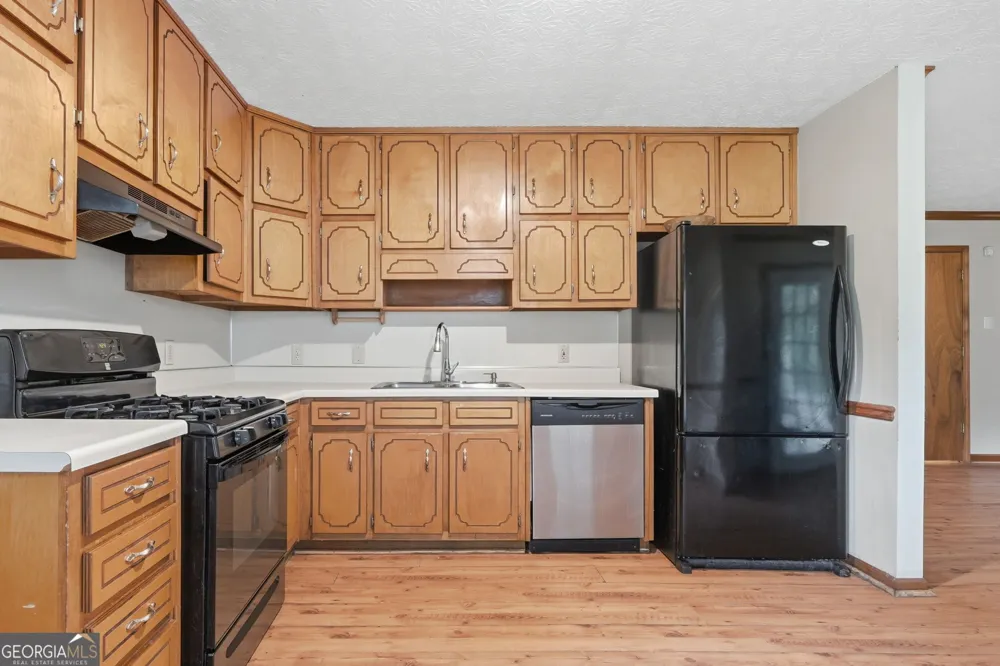 400 Mckenzie AVE Stockbridge, GA 30281