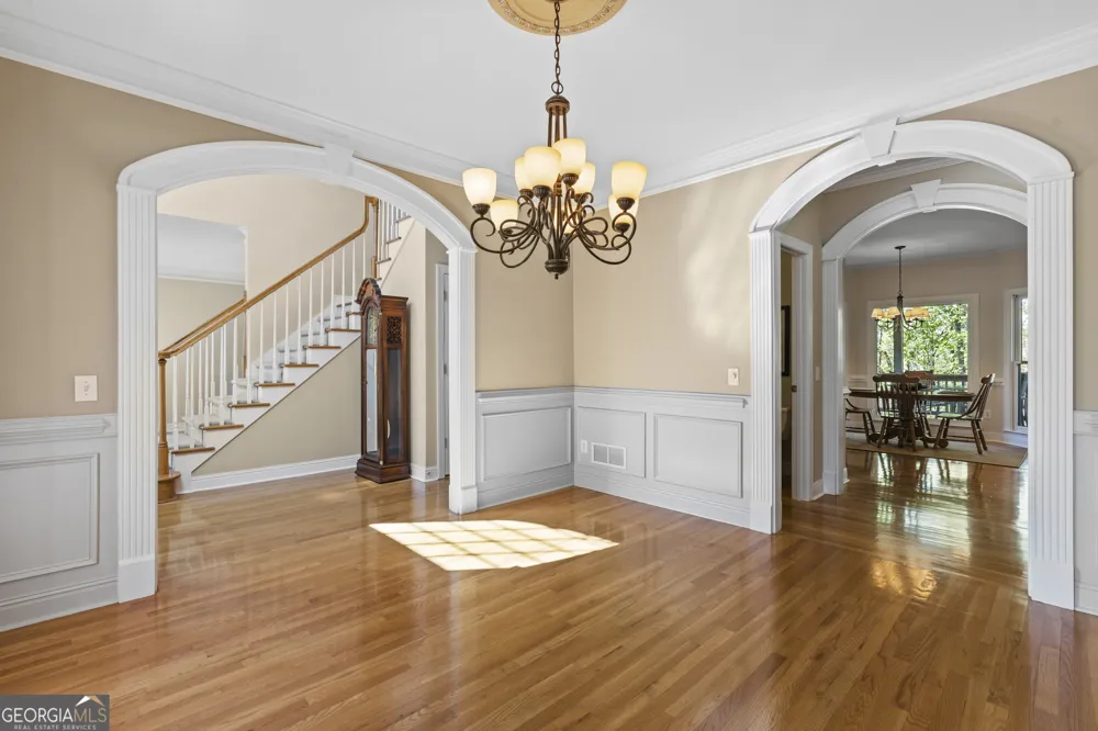 6034 Nature Path LN Sugar Hill, GA 30518